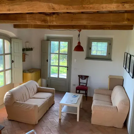 Casali Rapeselle - Casina